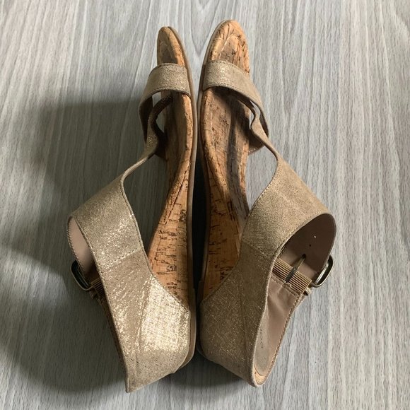 Donald J. Pliner Donni Cork Wedge Sandals 6.5 - Picture 7 of 10